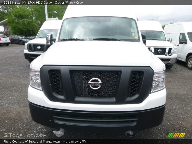  2018 NV 2500 HD S Cargo Glacier White
