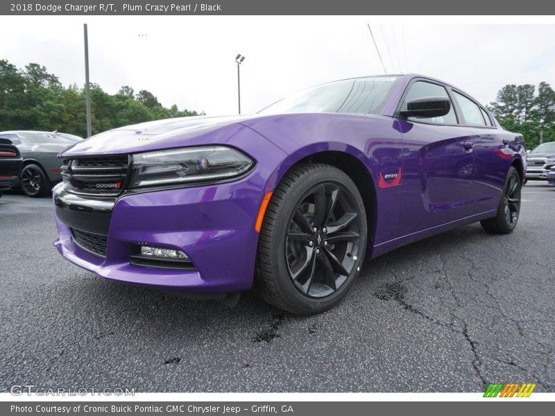Plum Crazy Pearl / Black 2018 Dodge Charger R/T