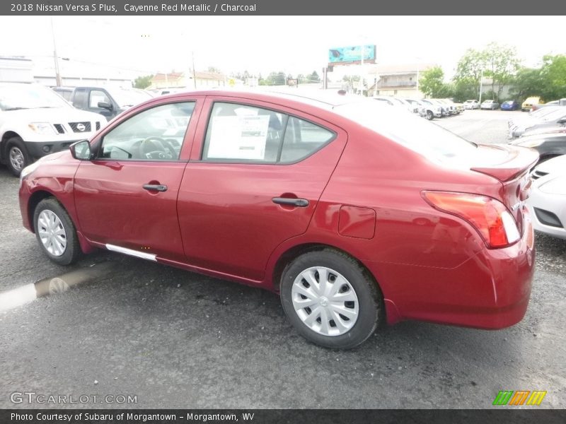 Cayenne Red Metallic / Charcoal 2018 Nissan Versa S Plus