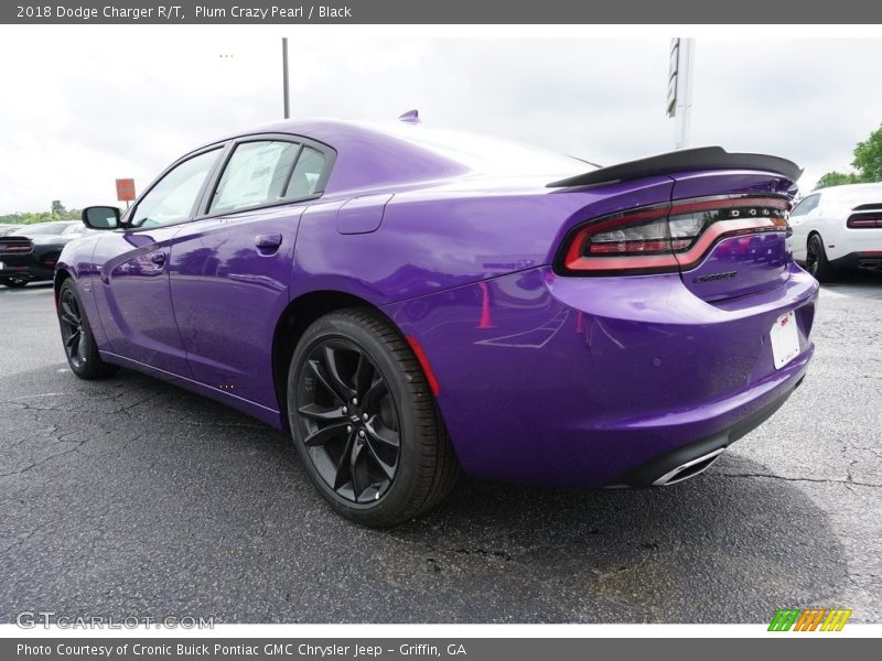 Plum Crazy Pearl / Black 2018 Dodge Charger R/T