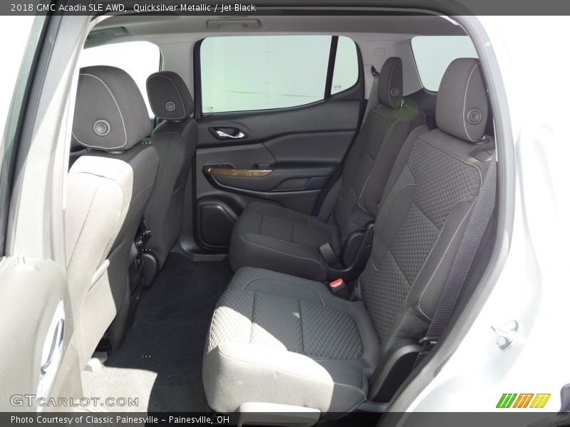 Quicksilver Metallic / Jet Black 2018 GMC Acadia SLE AWD