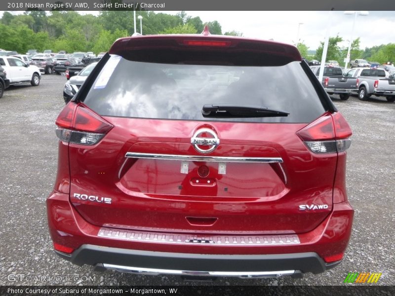 Scarlet Ember / Charcoal 2018 Nissan Rogue SV AWD