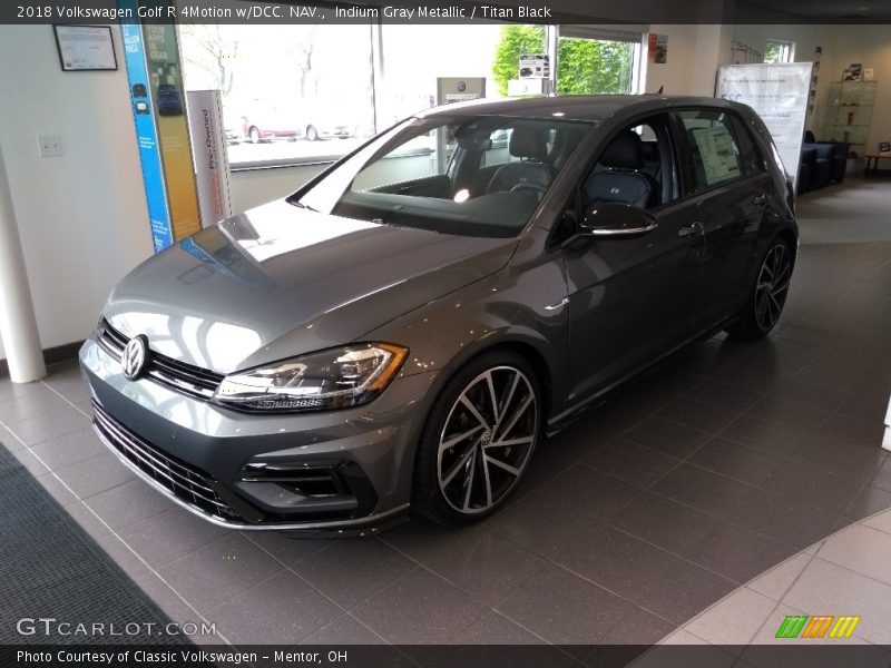 Front 3/4 View of 2018 Golf R 4Motion w/DCC. NAV.