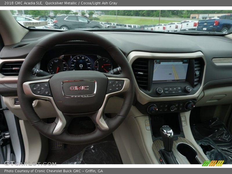 Quicksilver Metallic / Cocoa/Light Ash Gray 2018 GMC Acadia SLE
