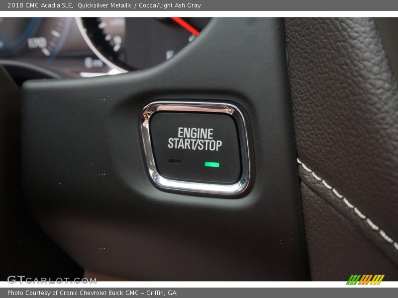 Quicksilver Metallic / Cocoa/Light Ash Gray 2018 GMC Acadia SLE