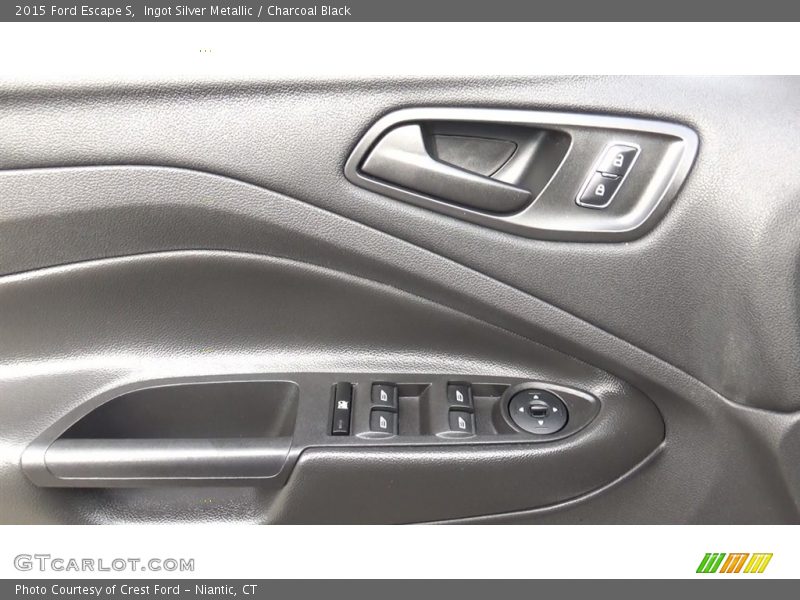 Ingot Silver Metallic / Charcoal Black 2015 Ford Escape S