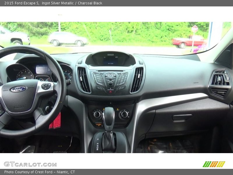 Ingot Silver Metallic / Charcoal Black 2015 Ford Escape S