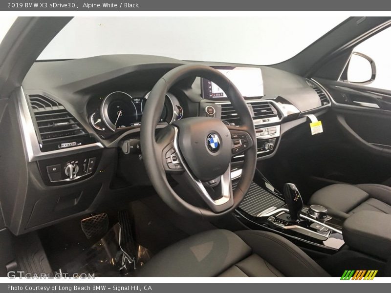 Alpine White / Black 2019 BMW X3 sDrive30i