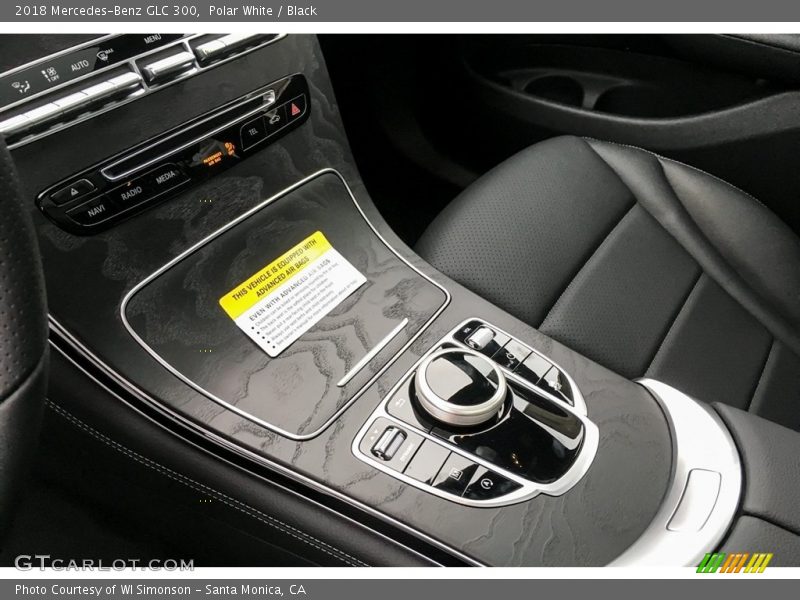 Polar White / Black 2018 Mercedes-Benz GLC 300