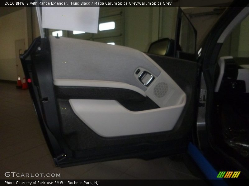 Fluid Black / Mega Carum Spice Grey/Carum Spice Grey 2016 BMW i3 with Range Extender