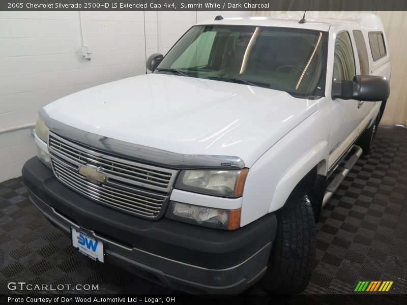 Summit White / Dark Charcoal 2005 Chevrolet Silverado 2500HD LS Extended Cab 4x4
