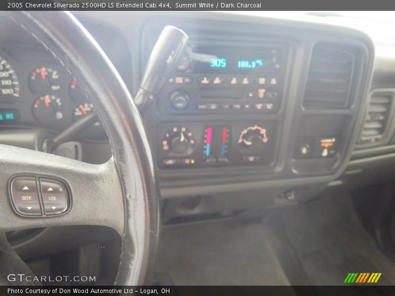 Summit White / Dark Charcoal 2005 Chevrolet Silverado 2500HD LS Extended Cab 4x4