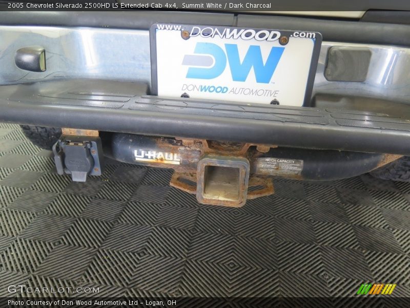 Summit White / Dark Charcoal 2005 Chevrolet Silverado 2500HD LS Extended Cab 4x4