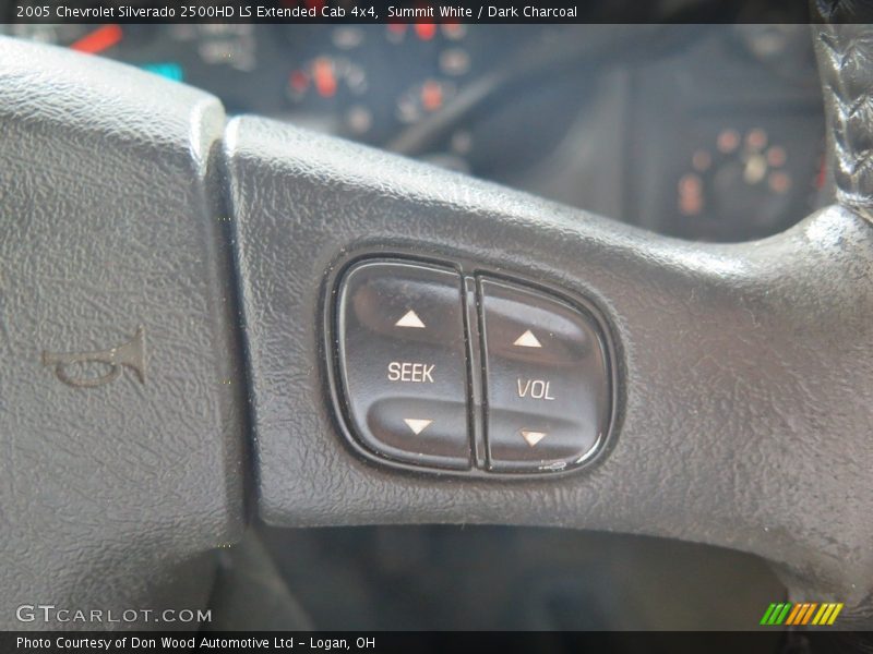 Summit White / Dark Charcoal 2005 Chevrolet Silverado 2500HD LS Extended Cab 4x4
