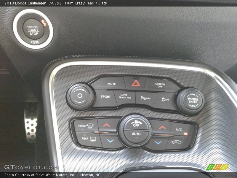 Plum Crazy Pearl / Black 2018 Dodge Challenger T/A 392