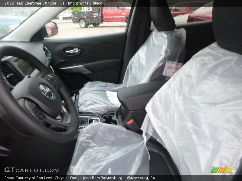 Bright White / Black 2019 Jeep Cherokee Latitude Plus