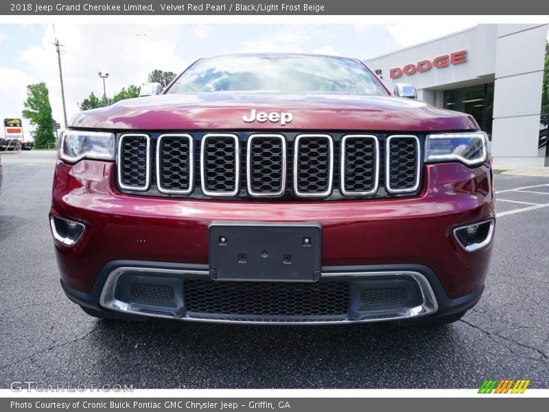 Velvet Red Pearl / Black/Light Frost Beige 2018 Jeep Grand Cherokee Limited