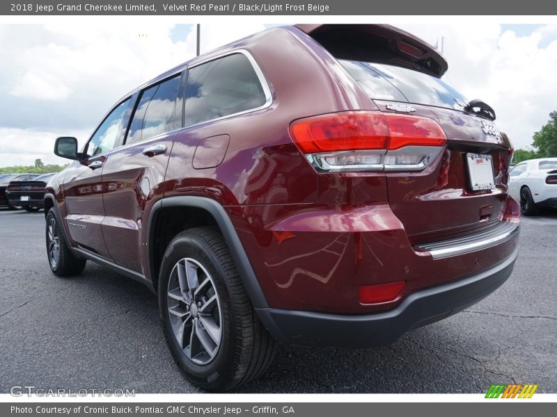 Velvet Red Pearl / Black/Light Frost Beige 2018 Jeep Grand Cherokee Limited
