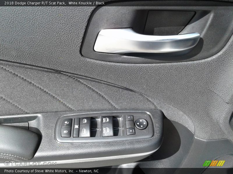 White Knuckle / Black 2018 Dodge Charger R/T Scat Pack