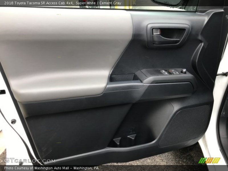 Super White / Cement Gray 2018 Toyota Tacoma SR Access Cab 4x4