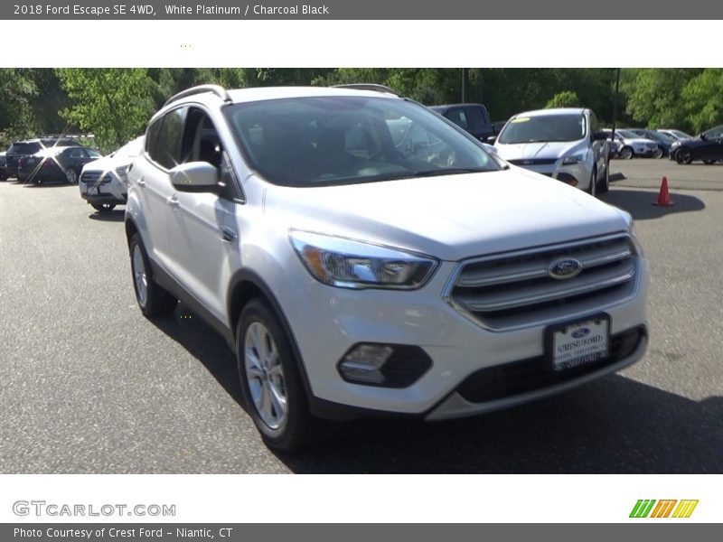 White Platinum / Charcoal Black 2018 Ford Escape SE 4WD