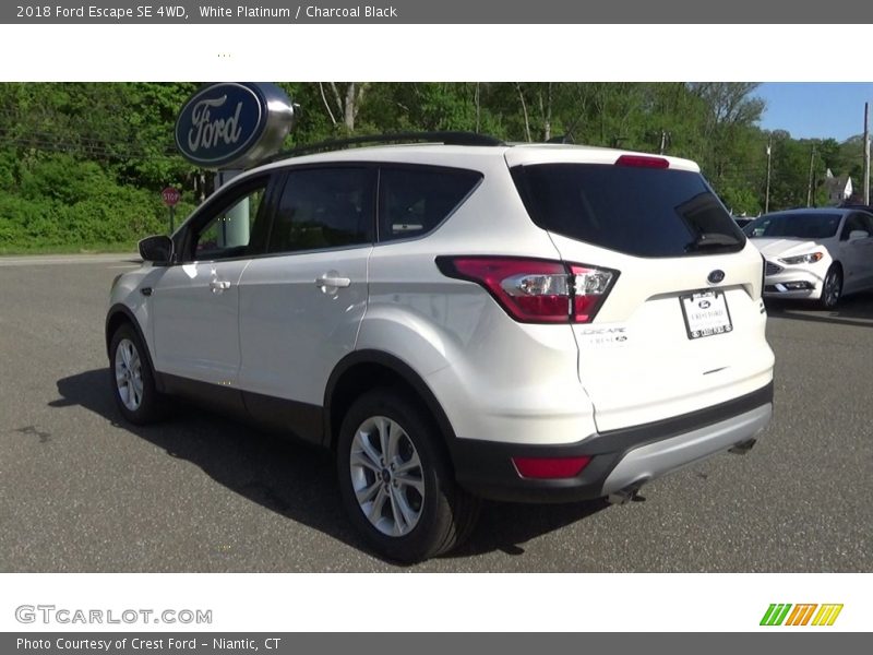 White Platinum / Charcoal Black 2018 Ford Escape SE 4WD