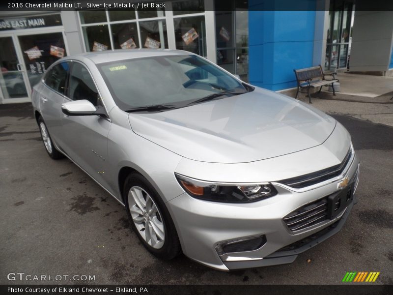 Silver Ice Metallic / Jet Black 2016 Chevrolet Malibu LT