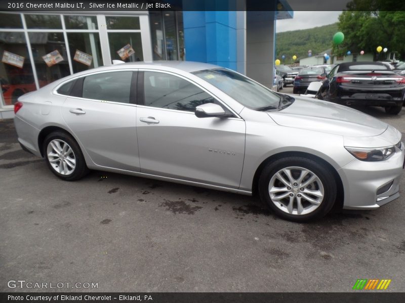 Silver Ice Metallic / Jet Black 2016 Chevrolet Malibu LT