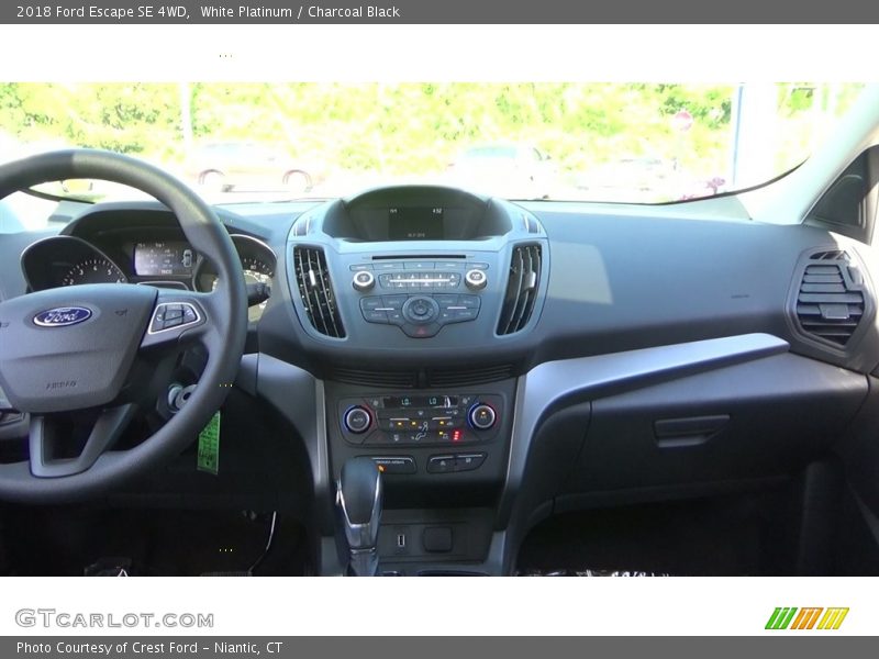 White Platinum / Charcoal Black 2018 Ford Escape SE 4WD