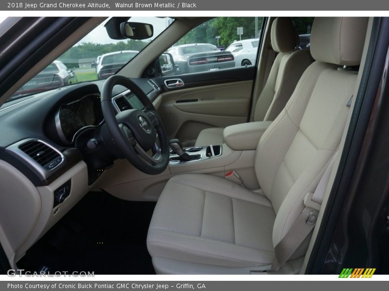 Walnut Brown Metallic / Black 2018 Jeep Grand Cherokee Altitude