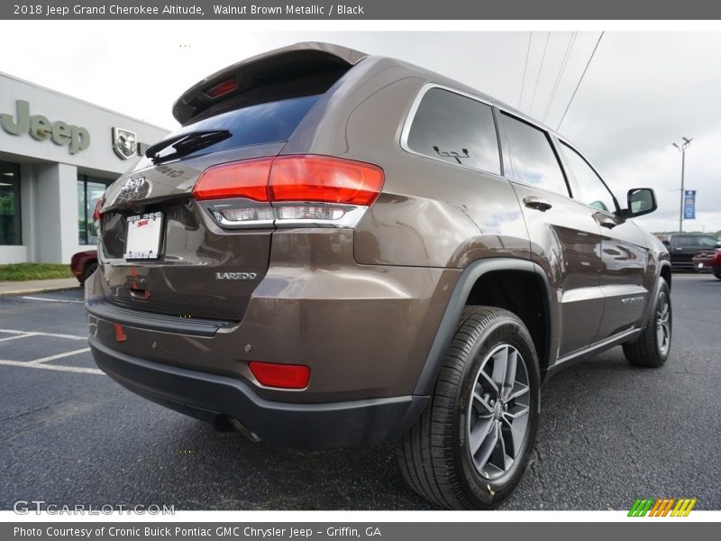 Walnut Brown Metallic / Black 2018 Jeep Grand Cherokee Altitude