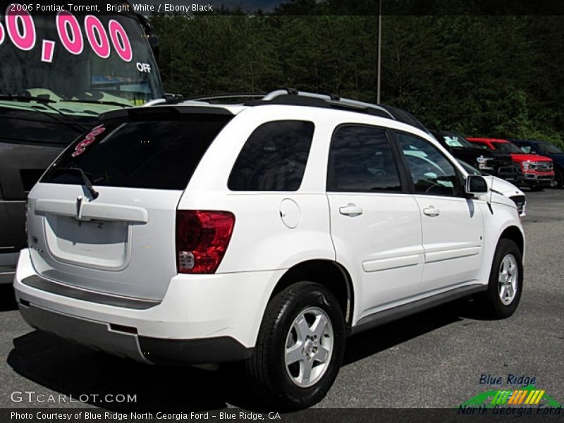 Bright White / Ebony Black 2006 Pontiac Torrent