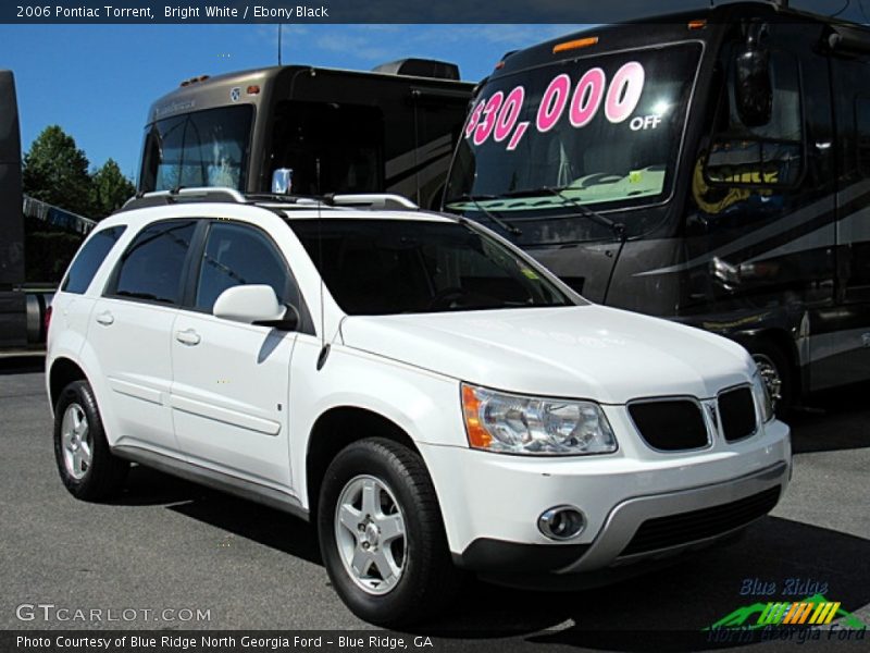 Bright White / Ebony Black 2006 Pontiac Torrent