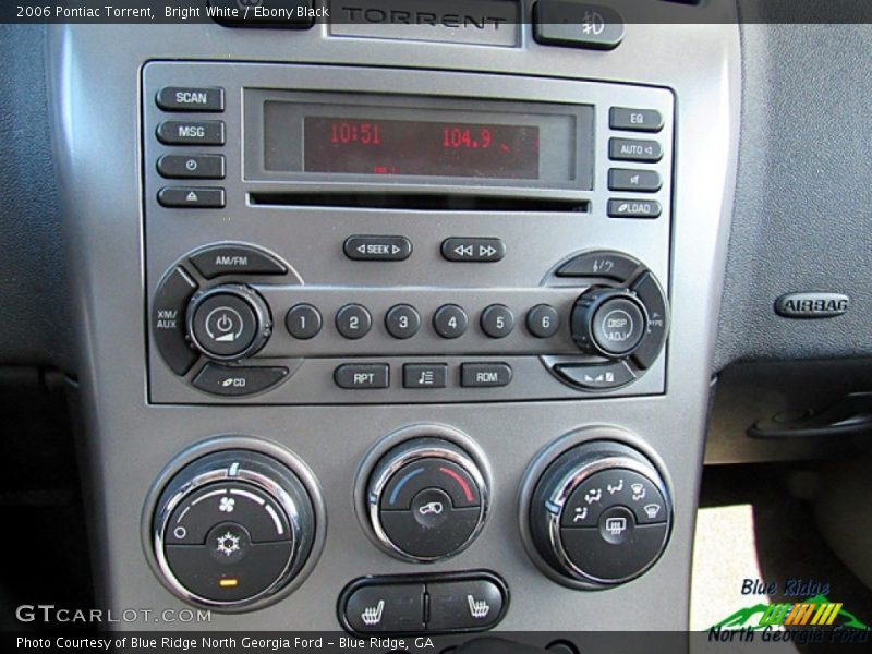 Bright White / Ebony Black 2006 Pontiac Torrent