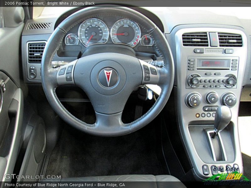 Bright White / Ebony Black 2006 Pontiac Torrent