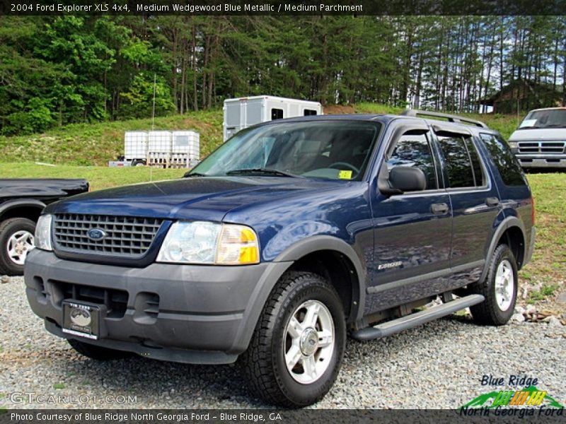 Medium Wedgewood Blue Metallic / Medium Parchment 2004 Ford Explorer XLS 4x4