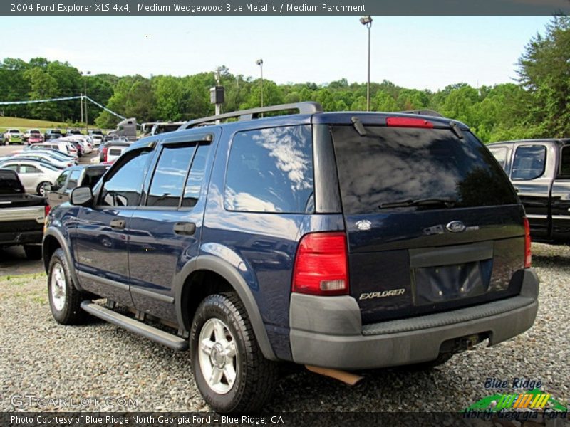 Medium Wedgewood Blue Metallic / Medium Parchment 2004 Ford Explorer XLS 4x4