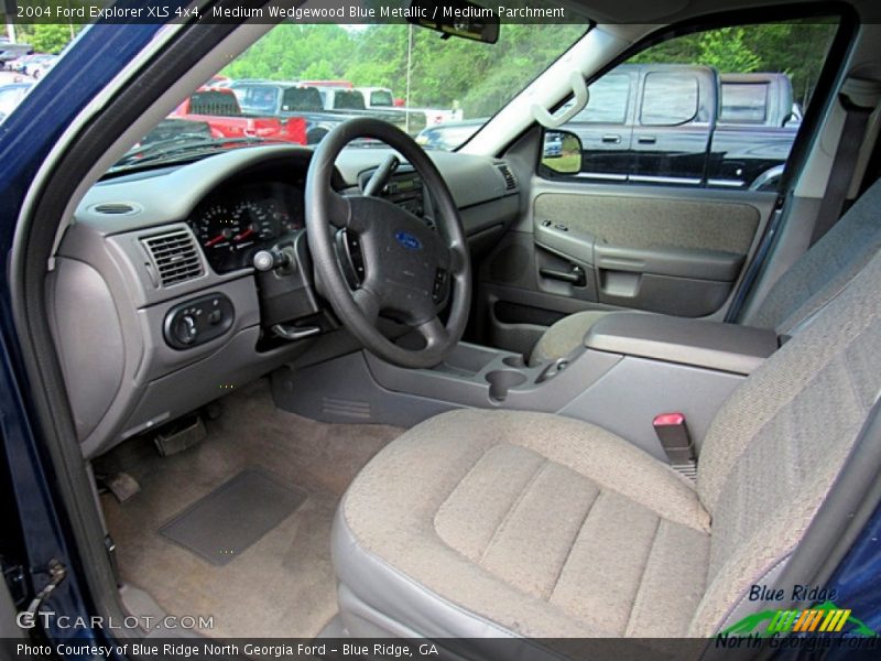 Medium Wedgewood Blue Metallic / Medium Parchment 2004 Ford Explorer XLS 4x4