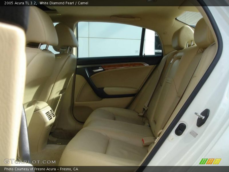 White Diamond Pearl / Camel 2005 Acura TL 3.2