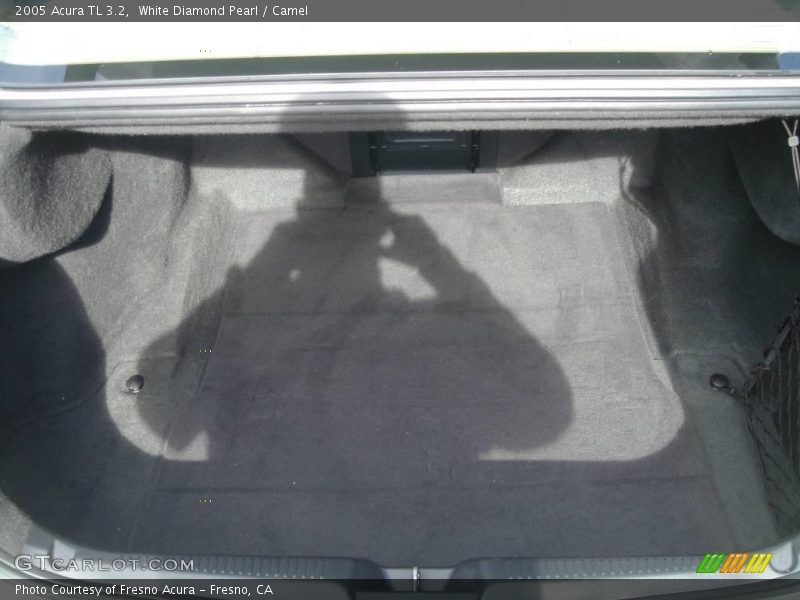 White Diamond Pearl / Camel 2005 Acura TL 3.2