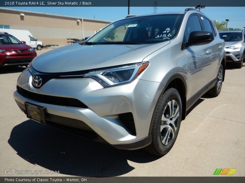 Silver Sky Metallic / Black 2018 Toyota RAV4 LE