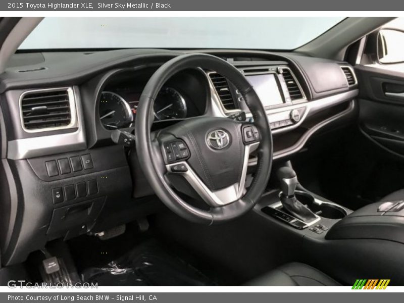 Silver Sky Metallic / Black 2015 Toyota Highlander XLE