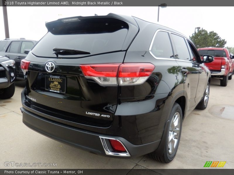 Midnight Black Metallic / Black 2018 Toyota Highlander Limited AWD