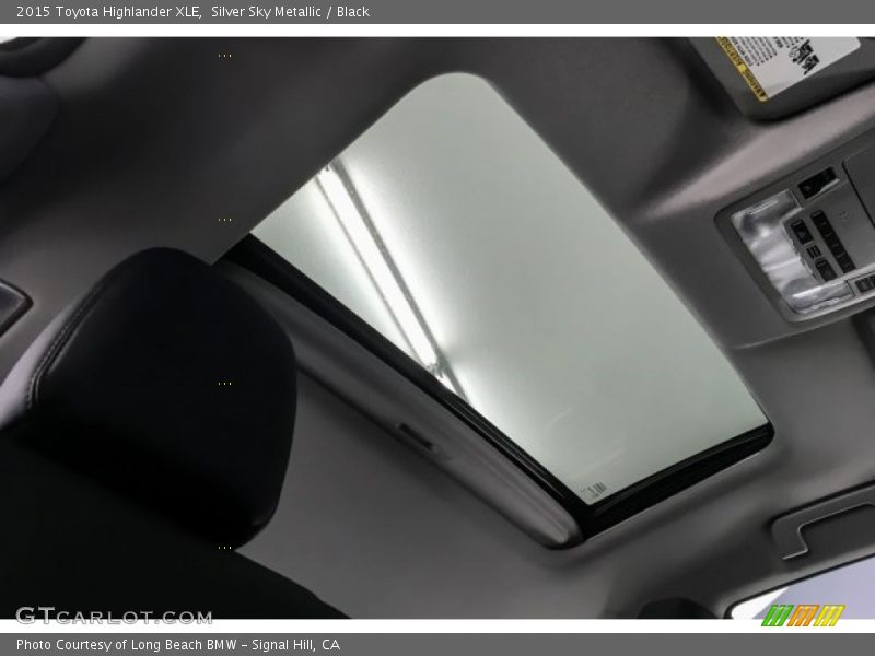 Silver Sky Metallic / Black 2015 Toyota Highlander XLE