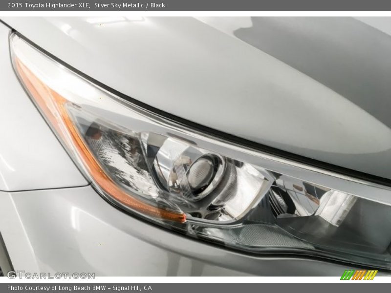 Silver Sky Metallic / Black 2015 Toyota Highlander XLE