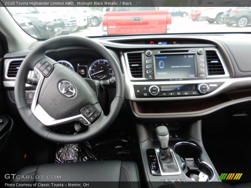 Midnight Black Metallic / Black 2018 Toyota Highlander Limited AWD