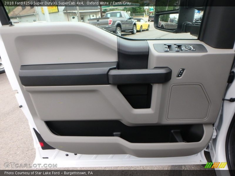 Oxford White / Earth Gray 2018 Ford F250 Super Duty XL SuperCab 4x4