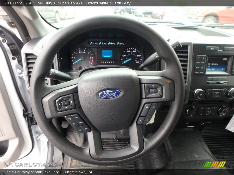 Oxford White / Earth Gray 2018 Ford F250 Super Duty XL SuperCab 4x4