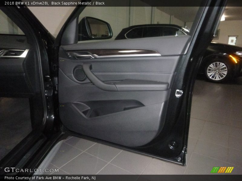 Black Sapphire Metallic / Black 2018 BMW X1 xDrive28i