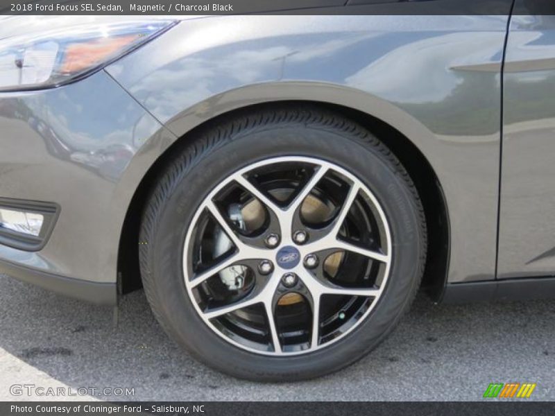 Magnetic / Charcoal Black 2018 Ford Focus SEL Sedan